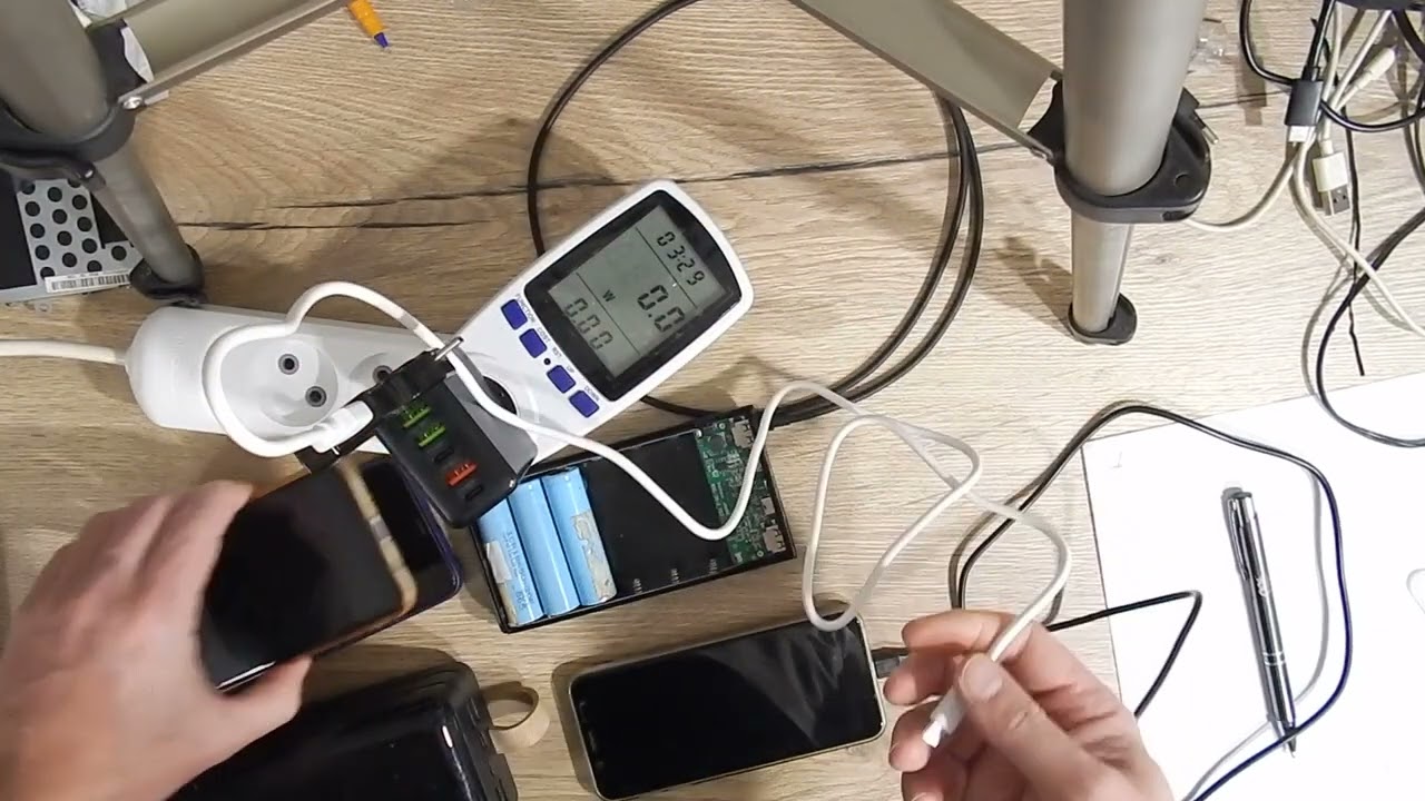 Розпаковка #09 Зарядка на 65w яка видає 17w на п'ять пристроїв.