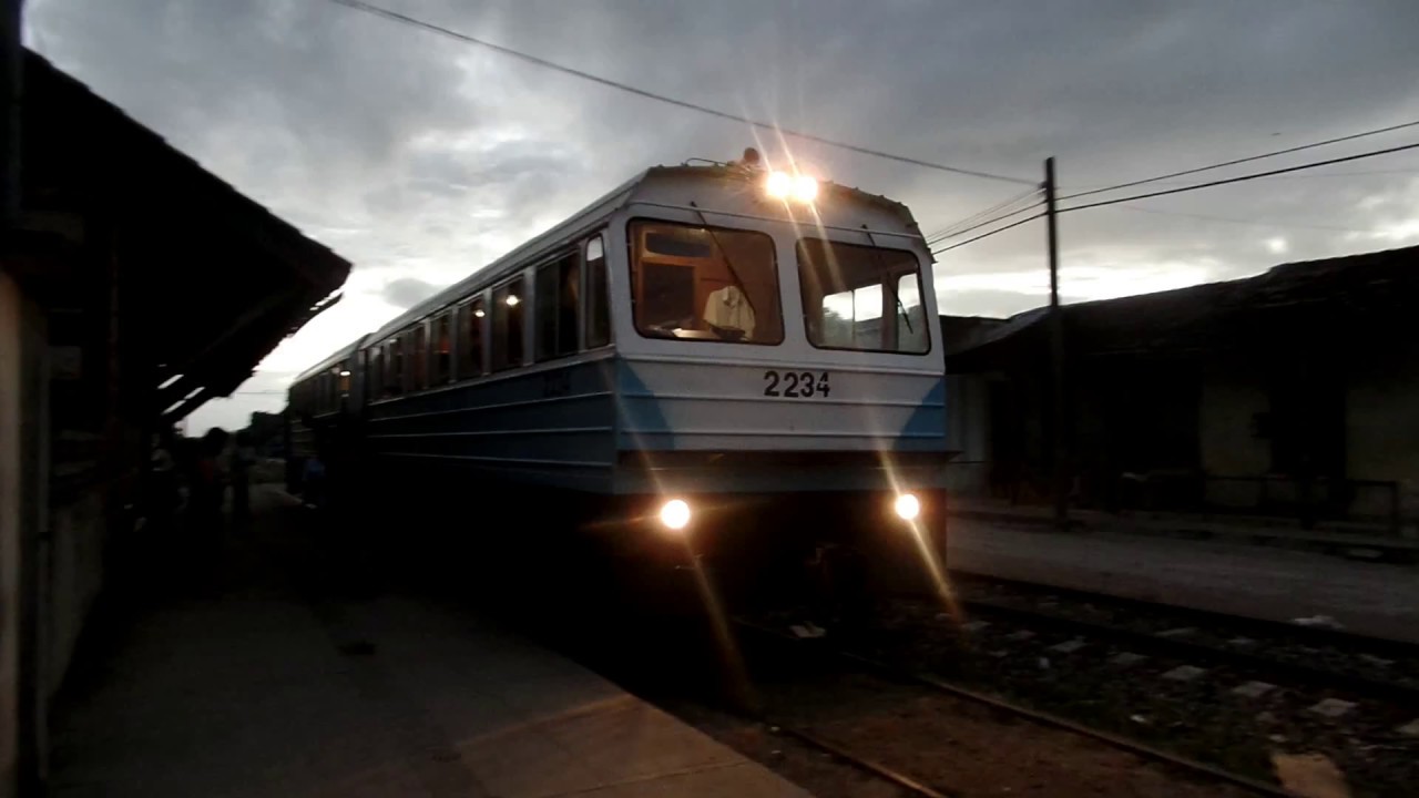 Train Cab View Ferrocarriles de Cuba/Cuba Railways/Ferrovia di Cuba Cienfuegos-Palmira, October 2016