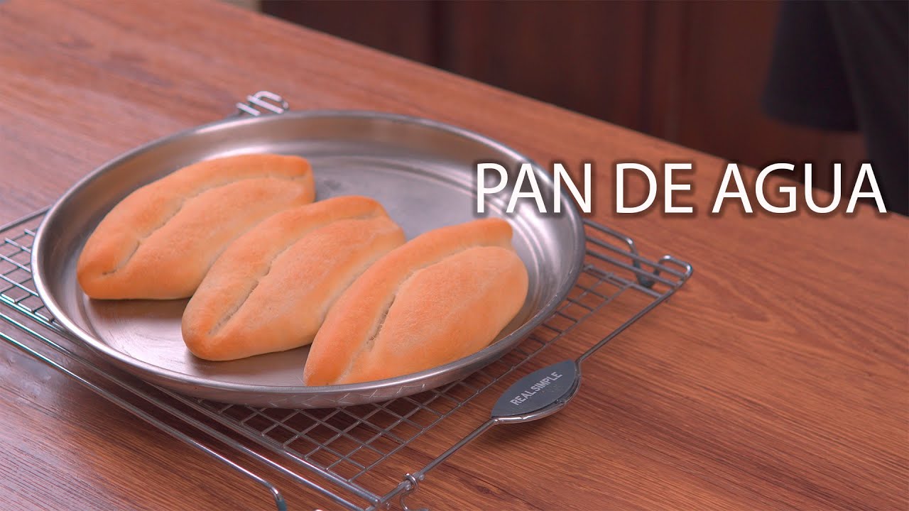 COMO HACER PAN DE AGUA DOMINICANO (pagina #8 manual de repostería)