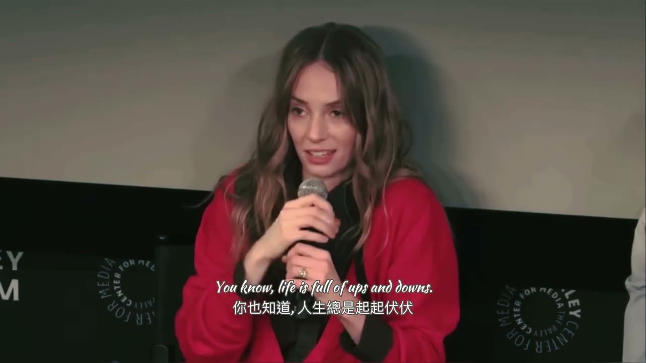 Maya Hawke talks about Robin this season (中英字幕)