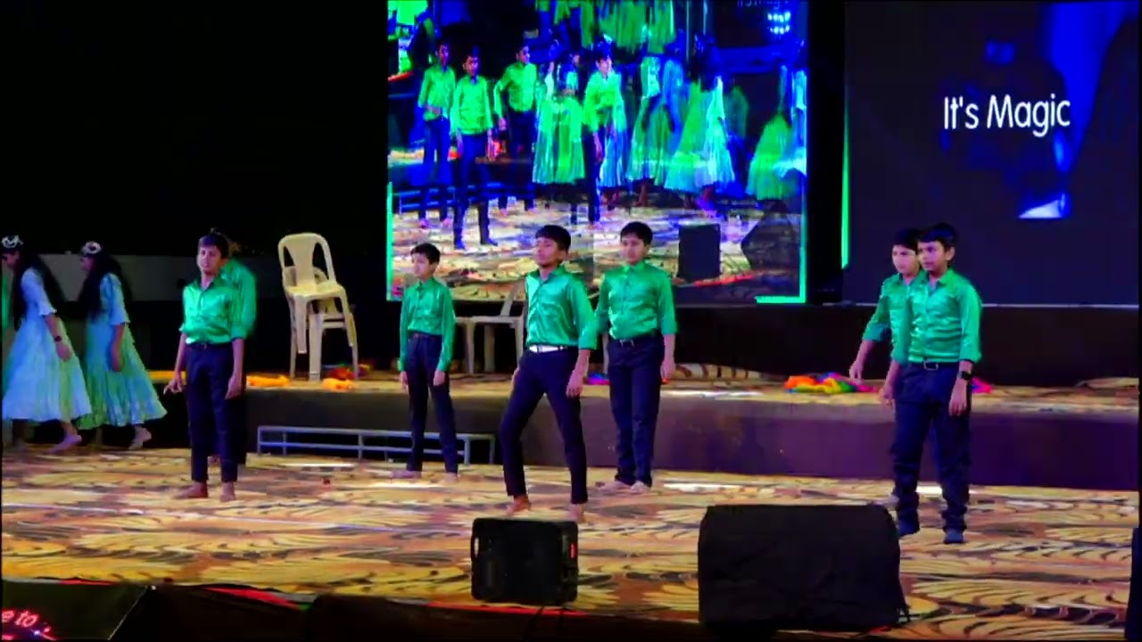 Dance by 7th Yellow Students on ANNUAL DAY SRN MEHTA STATE SCHOOL KALABURAGI