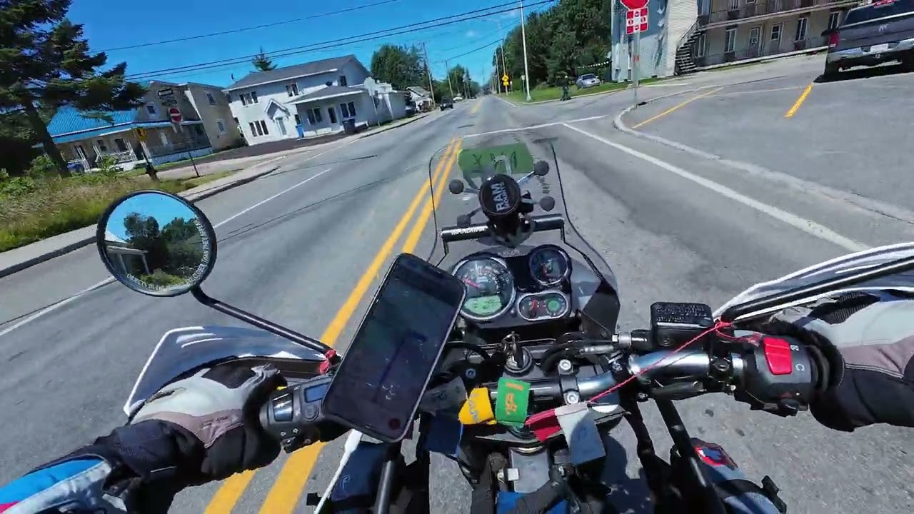 Chemin du Roy au Québec avec Shakti, ma Royal Enfield Himalayan   4K