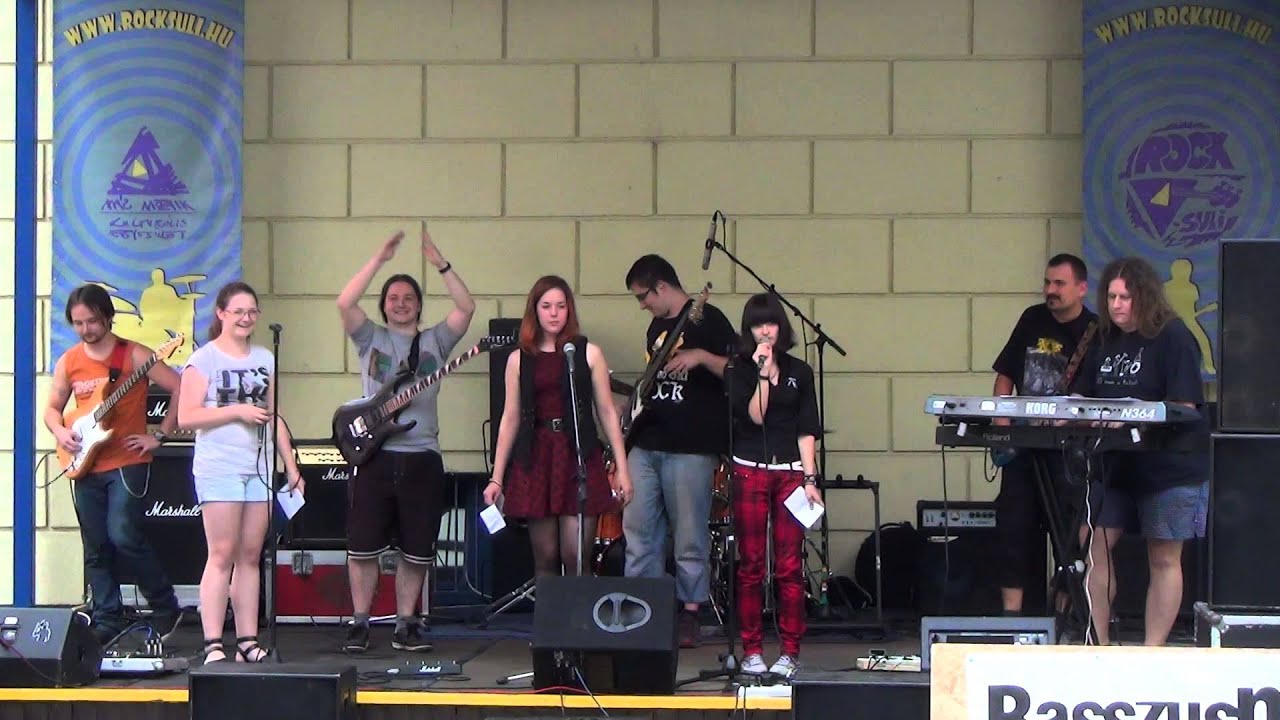 Babymetal - Ijime, dame, zettai (cover) Rocksuli 2014.06.21 Debrecen Hungary