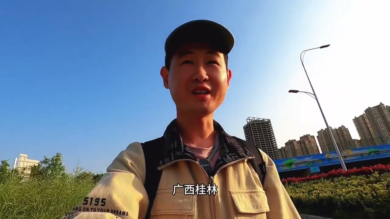 旅行日記 桂林1,乘坐k161綠皮火車南京到全州,計劃第一站去天湖但是沒有公交，只能坐D2987去桂林市區