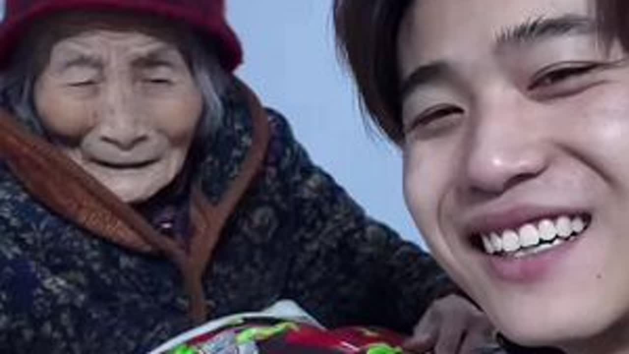 有钱没钱，回家陪父母过年！ #2026我的新春vlog #地球村年味大赏 #抖音新春联欢会