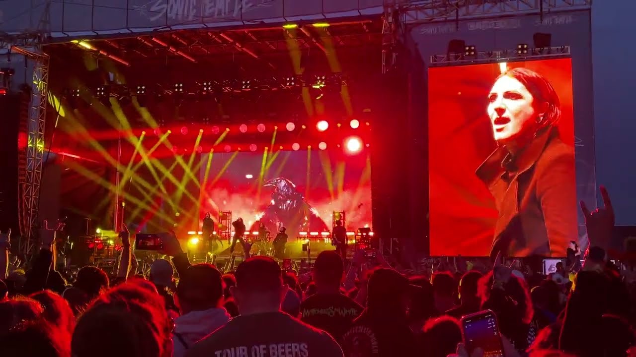 Motionless In White - Slaughterhouse (ft. Ryan Kirby) | live at Sonic Temple 2025