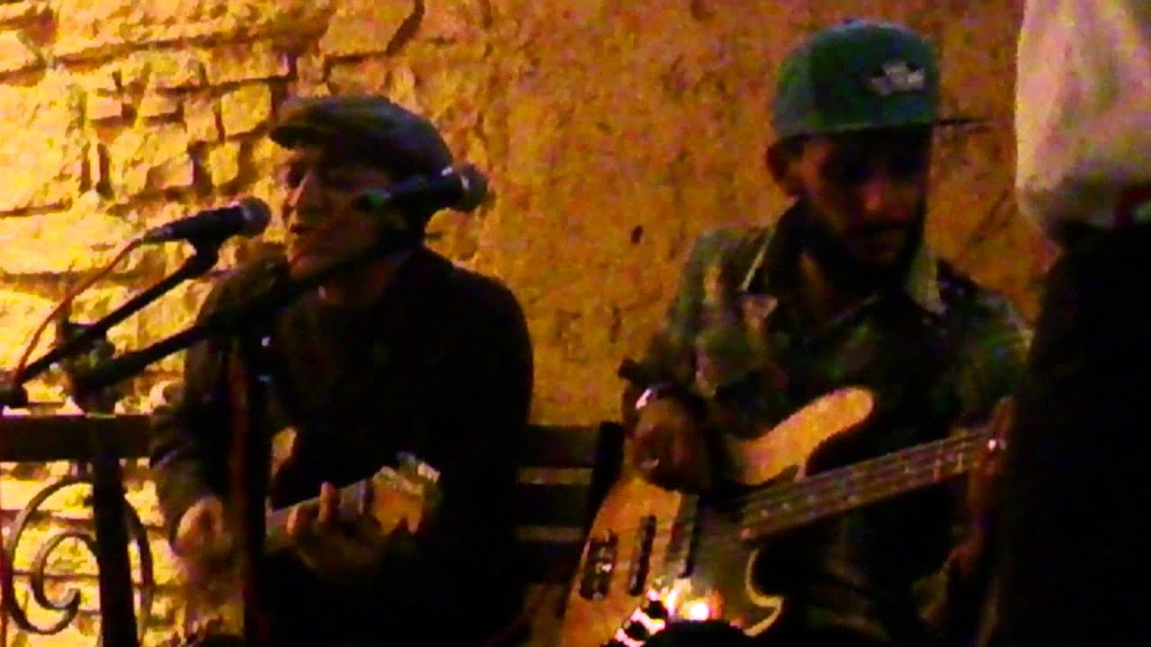 Mohamed MESBAHI & Yassine playing Roots Rock Reggae - On Stage au Savouret