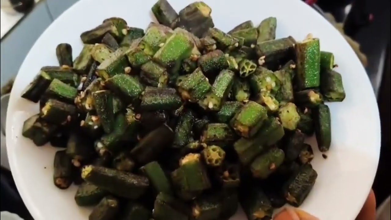 ಬೆಂಡೆಕಾಯಿ ಪಲ್ಯ | Bendekai Palya Recipe in Kannada | Easy Karnataka Style Okra/Ladies Finger Fry