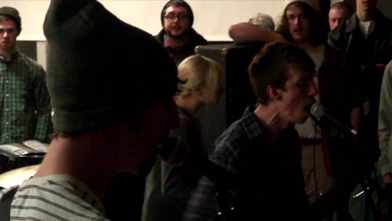 Tigers Jaw - Plane vs. Tank vs. Submaring & I Saw Water - 12/06/2009