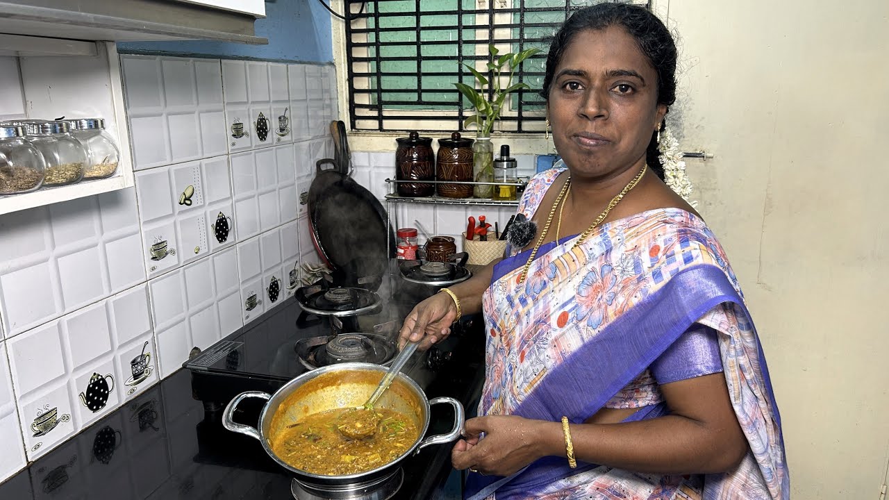 சுவையும் புரோட்டீன் சத்தும் நிறைத்த பச்சை பயிறு குழம்பு இப்படி செய்து பாருங்க | Green Dal Recipe