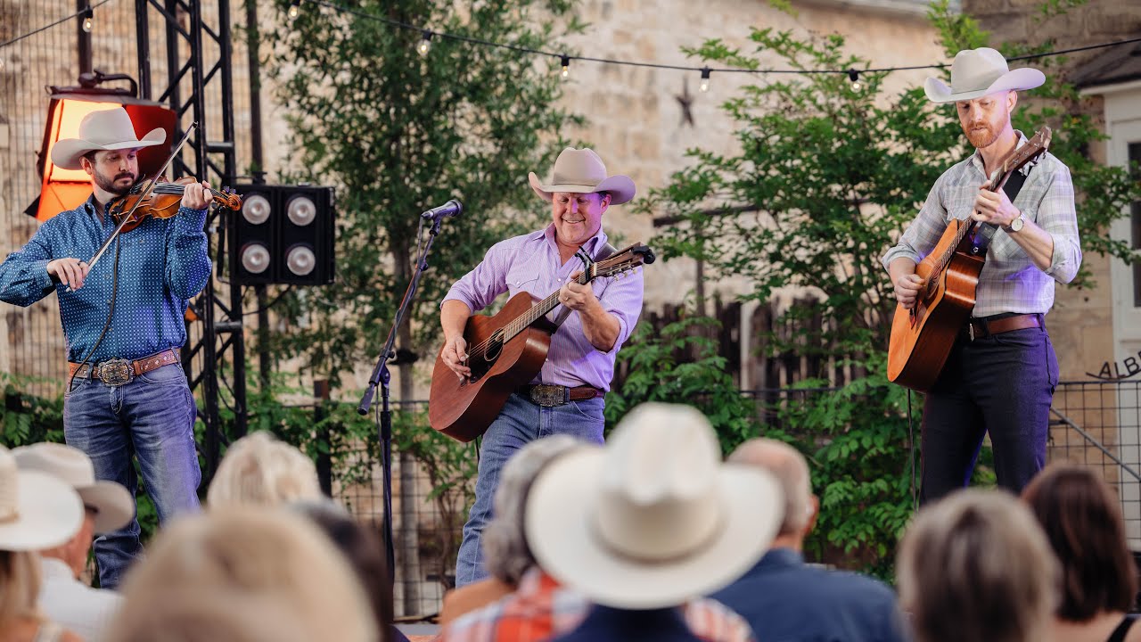 The Texas Music Scene Episode 1520  DIGITAL EPISODE