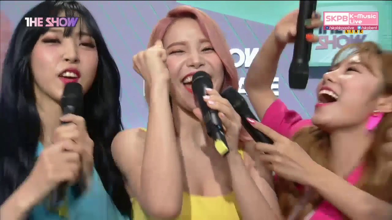 MAMAMOO EPISODE- One does it the others follow 😂