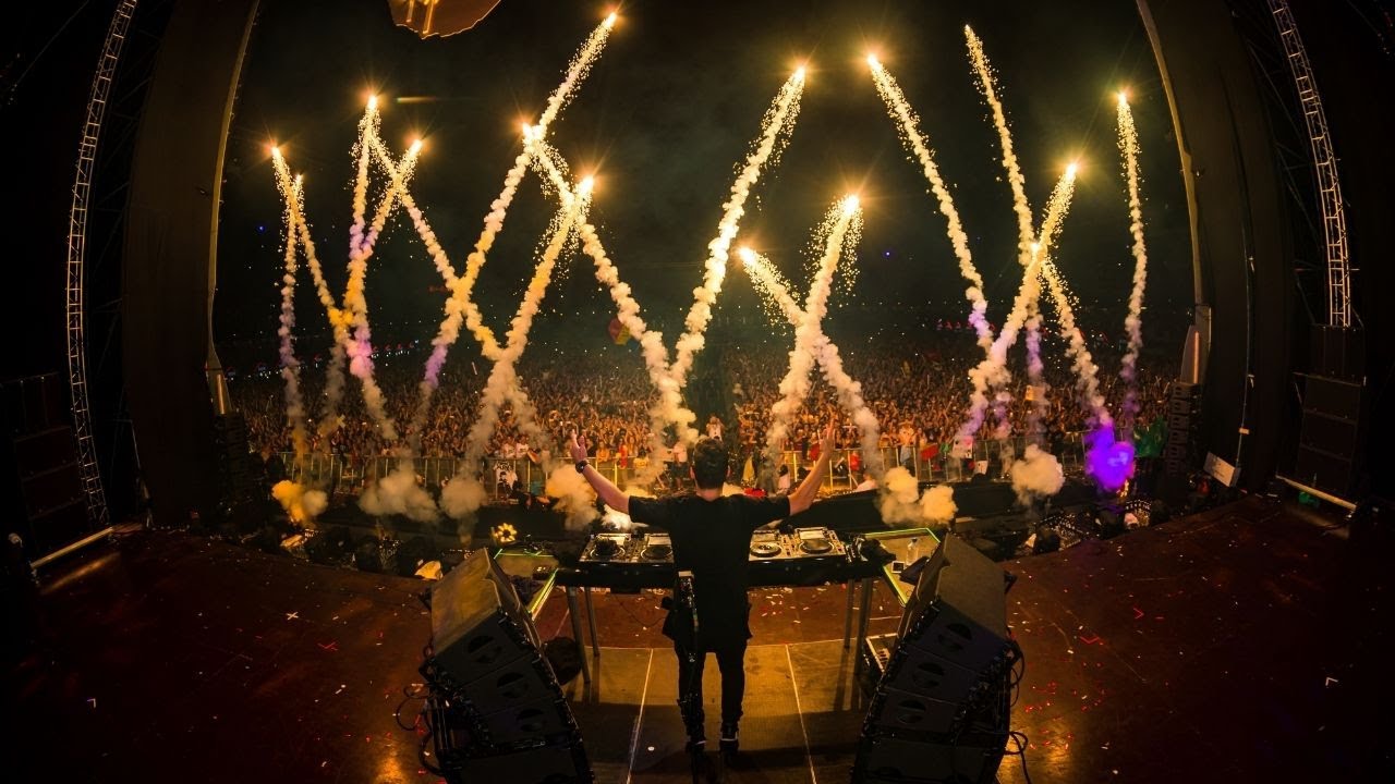@MartinGarrix plays 