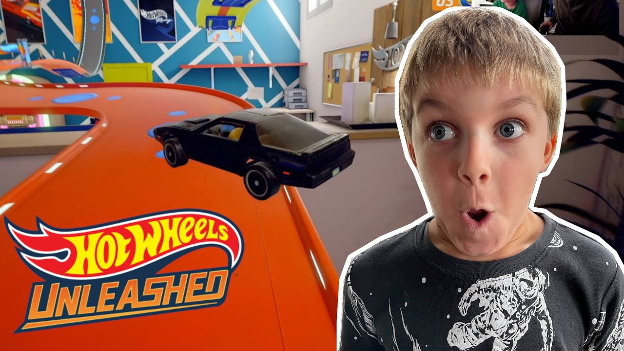 WE BOUGHT KITT FROM KNIGHT RIDER...then wrecked it