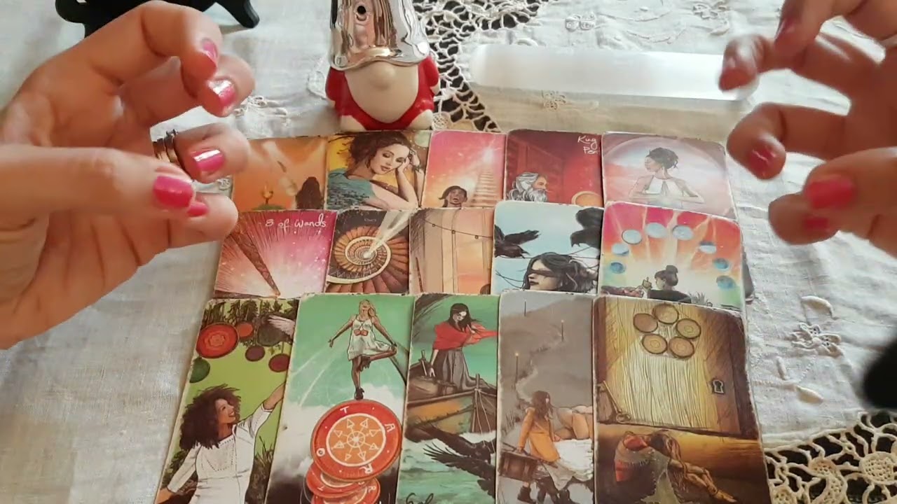 COSA PENSA, COSA PROVA, COSA FARÀ? - Tarocchi interattivi amore