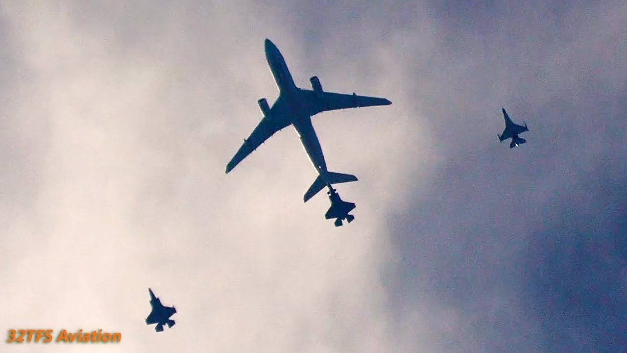 [4K] Leeuwarden Air Base; RNLAF F-35 air refueling at 24:000ft