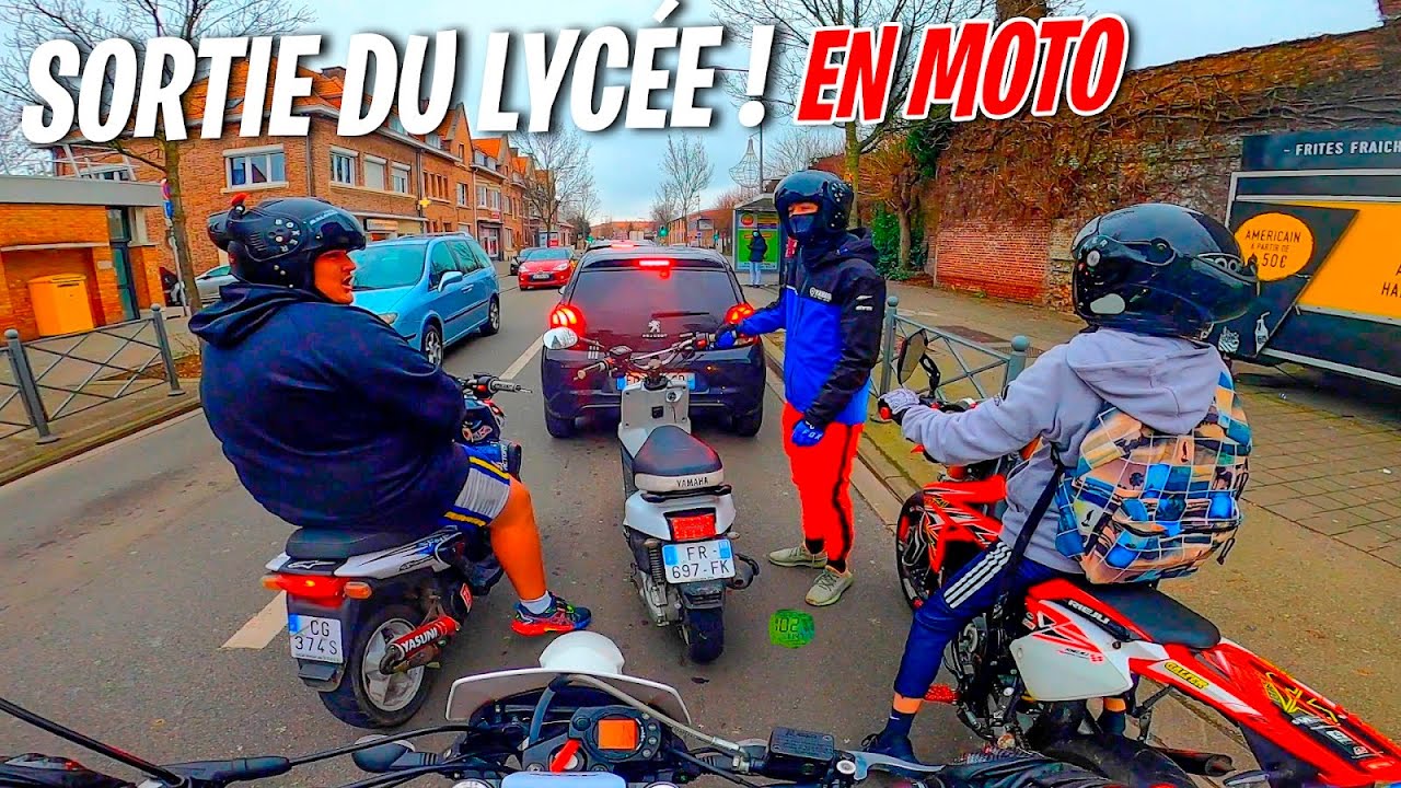 ON RETOURNE LA VILLE APR&Egrave;S LE LYC&Eacute;E EN MOTO ! (86top,booster,derbi)