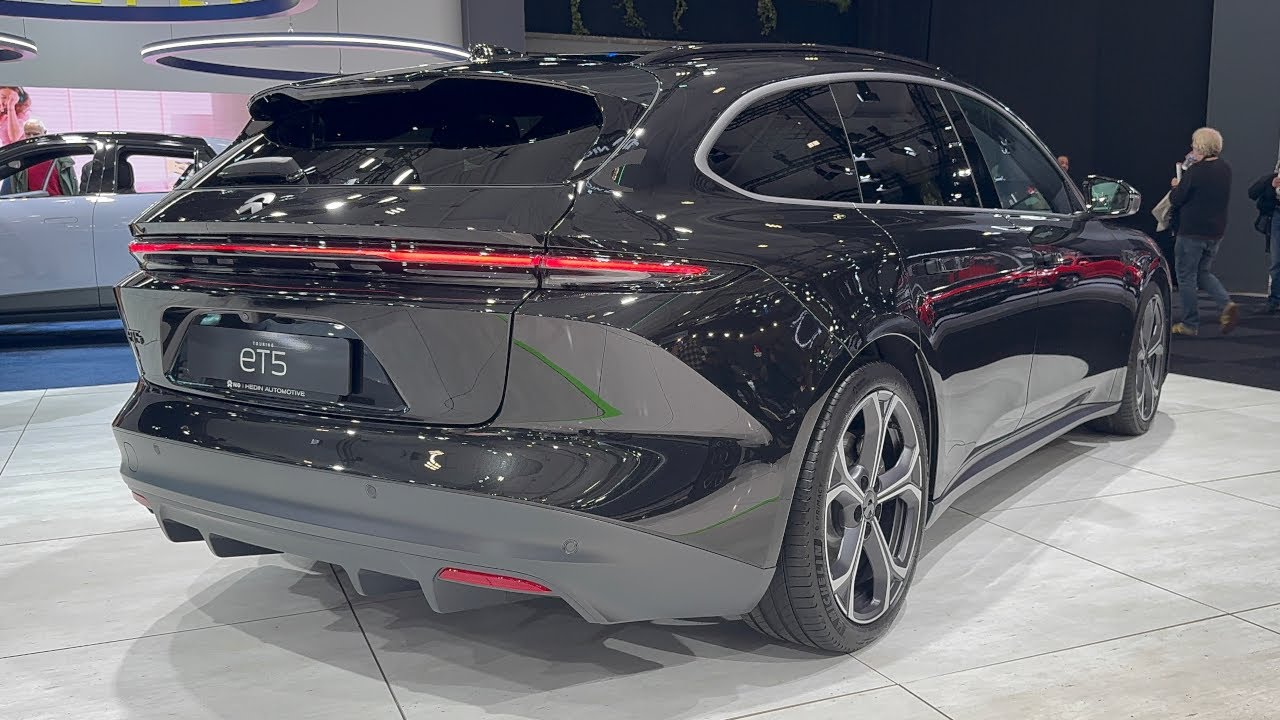 New NIO ET5 Touring 2025