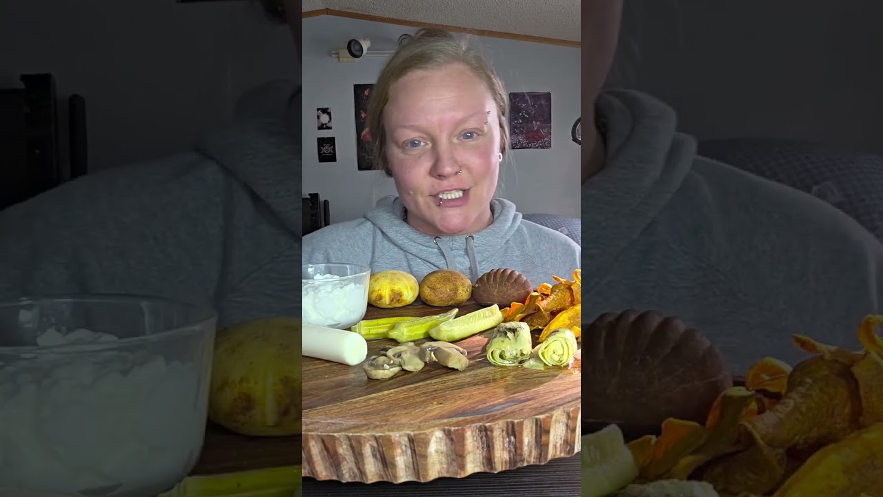 Assemble A Snack Plate With Me #snackplate #mukbang #eatingsounds #eatingasmr #girldinner #asmr 
