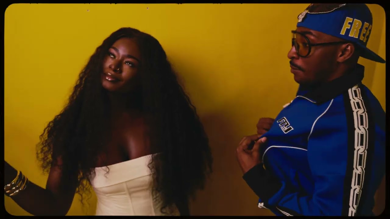 Akim Papichulo , Ste Milano - Amina  ( Official Visualizer ) | @stemilano.13
