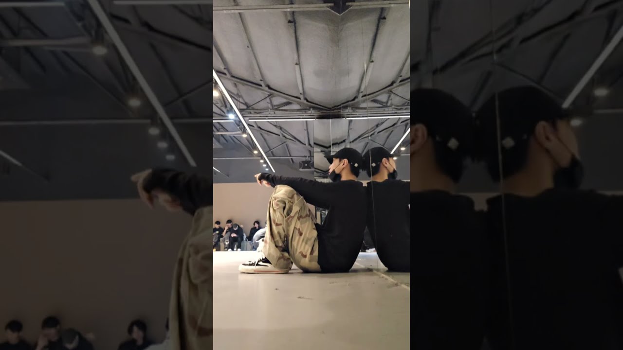 251216 | [FULL]  LAY 张艺兴 Weibo Livestream
