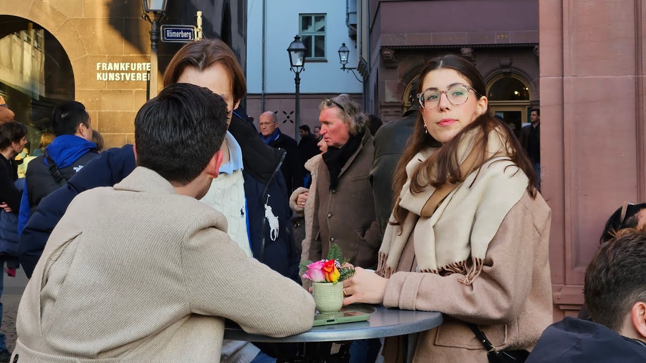FRANKFURT/GERMANY/Walking Tour of Altstadt/Goethe House