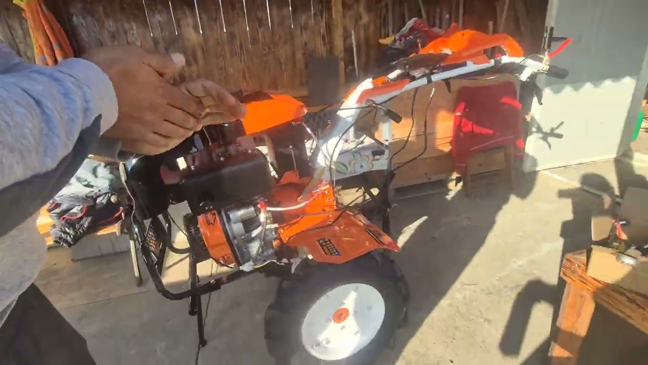 Am pus in functiune motocultorul!! 