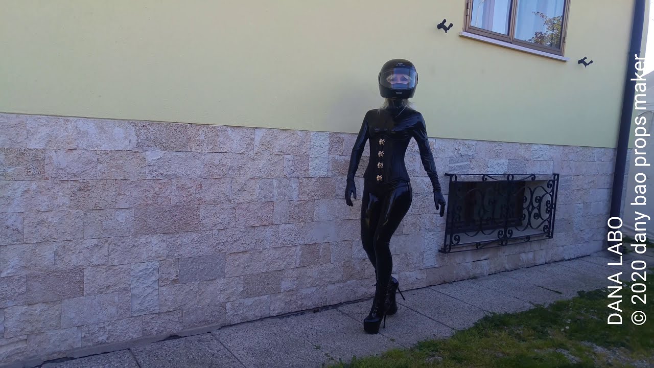 DANA LABO - Simon-o latex, the woman in black, try helmet and latex catsuit, gloves and boots
