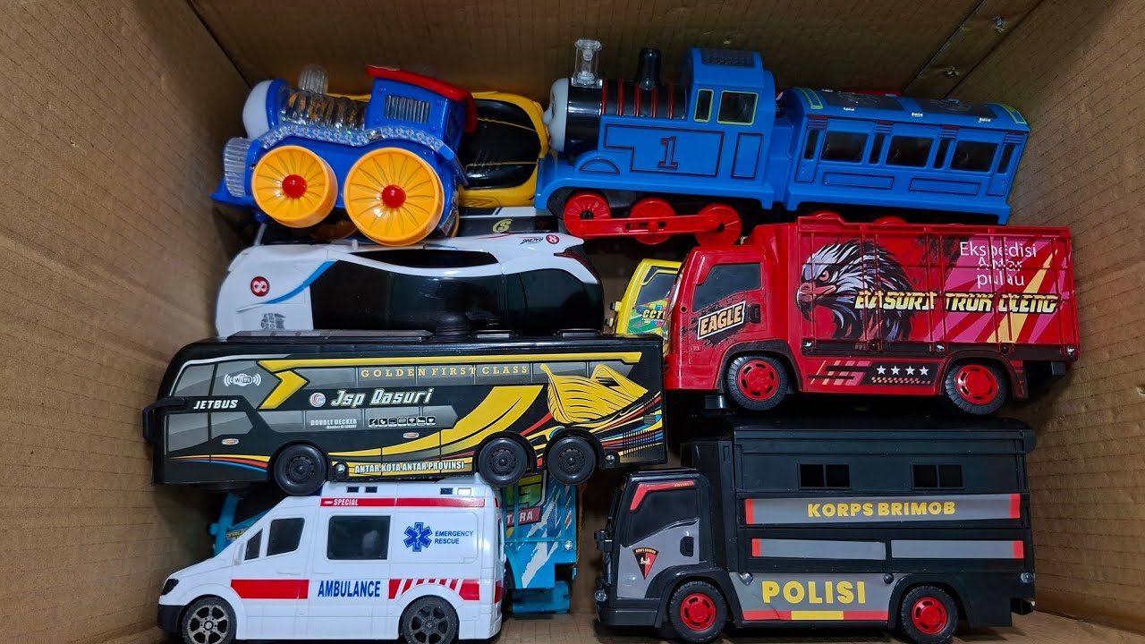 Unboxing Truk Oleng, Bus Telolet, Mobil Polisi, Ambulance, Kereta Api Thomas, Tank Baja 