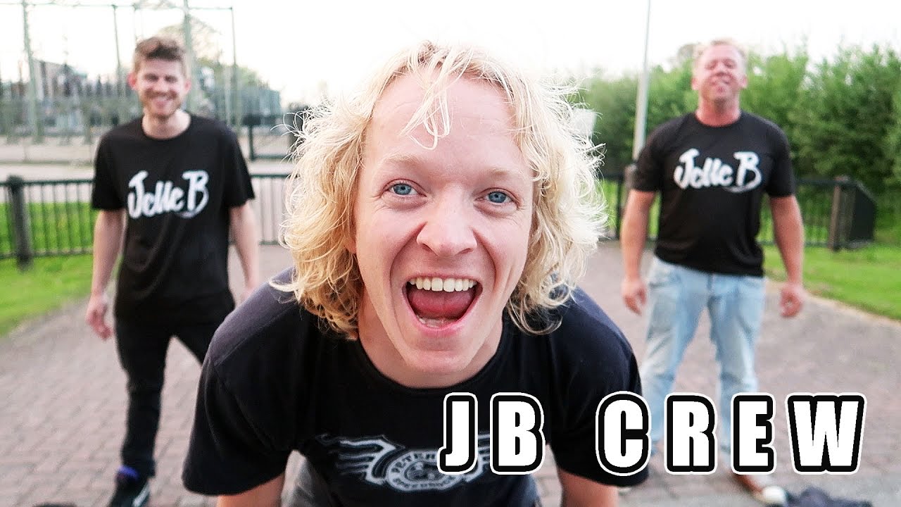 EEN HELE (Jelle B) CREW! Shows in: AMSTERDAM, HEERENVEEN, LEMMER en DE WILP [[VLOG#79]]