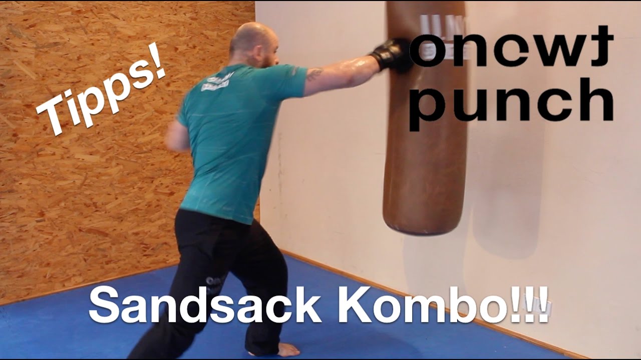 Kickboxen Kombinationen mit Hand und Fuß.Beste Kicks Schläge auf dem Boxsack.Boxsack Übungen.