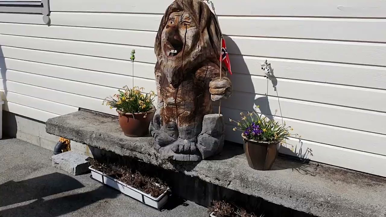 Fossen Bratte  and Steinsdalsfossen