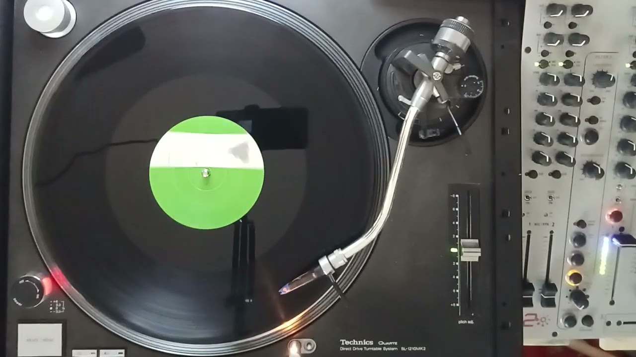 Noisebuilder–Horserie 04 B Last Rave