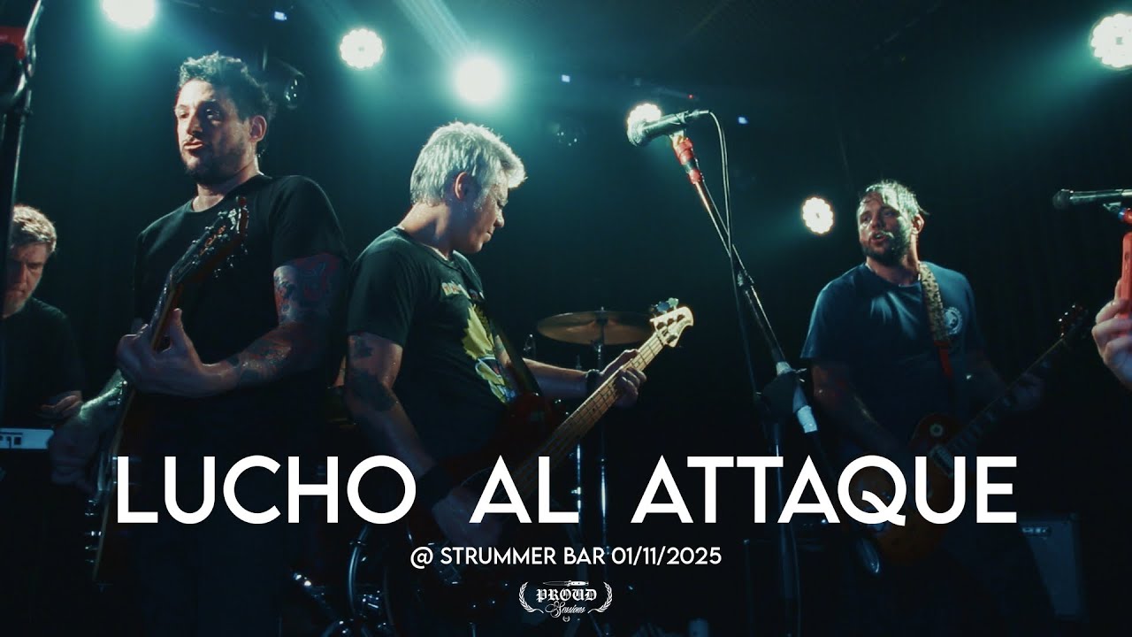 Lucho AL A77AQUE ~ en Strummer Bar en vivo 