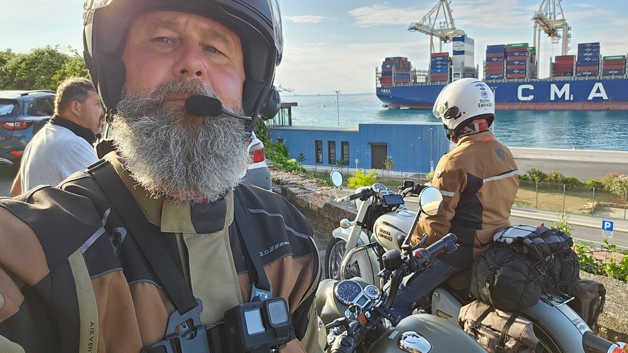 2x Royal Enfield + Kawasaki - Balaton, Koper ... 