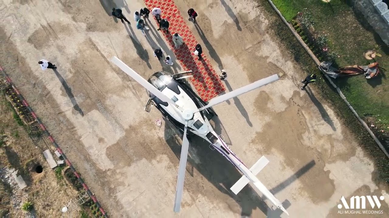 Wasna Event Complex: Where Dreams Fly In 🚁💒  Bride & Groom Arrive in Helicopter at Luxury Walima! 🚁✨