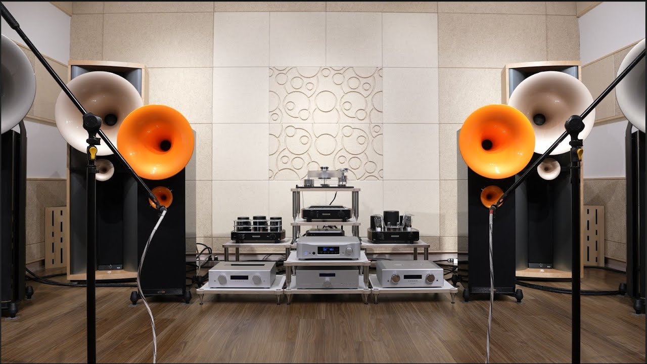 Way Down Deep - Jennifer Warnes  (Avantgarde Acoustic UNO SD & Esoteric N-05XD Network DAC/Preamp)