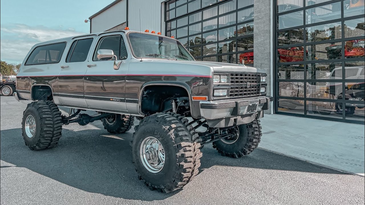 Davis boys knocked this monster suburban squarebody out in a secret build facility 🤫🤫