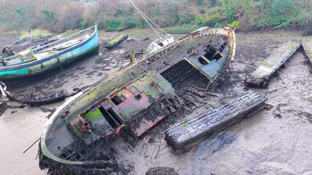 Plymouths Hooe Lake and shipwrecks in 4K 