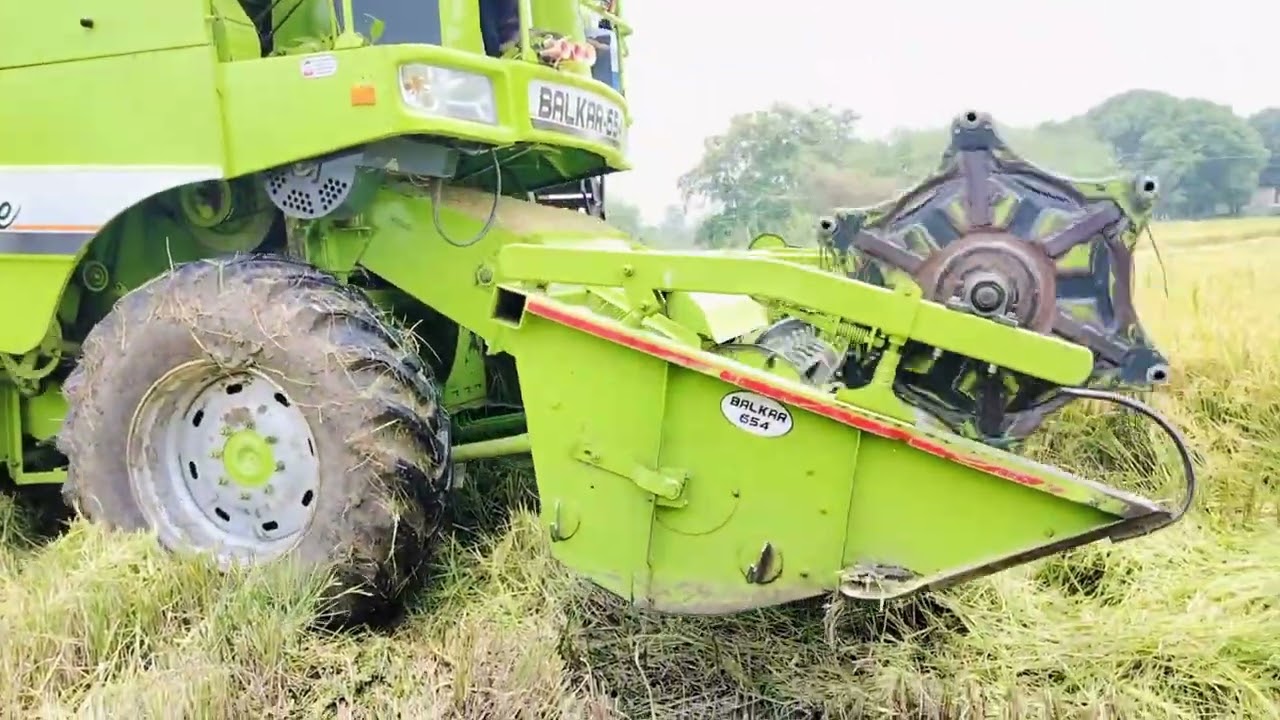 Only 25 एकड़ काटा कितने हार्वेस्टर ने? 4x4 combine harvester।कंबाइन हार्वेस्टर।Vlogs Viral jabardast