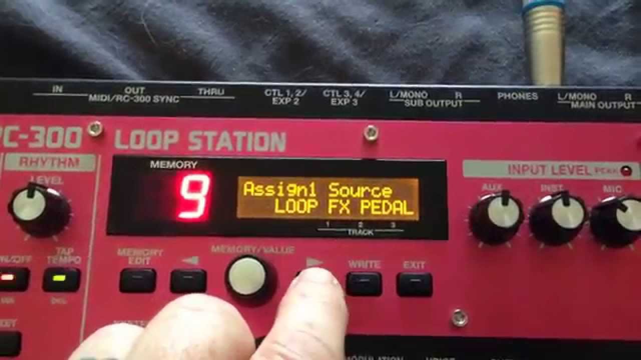 Switching drums on and off on the Boss RC-300.