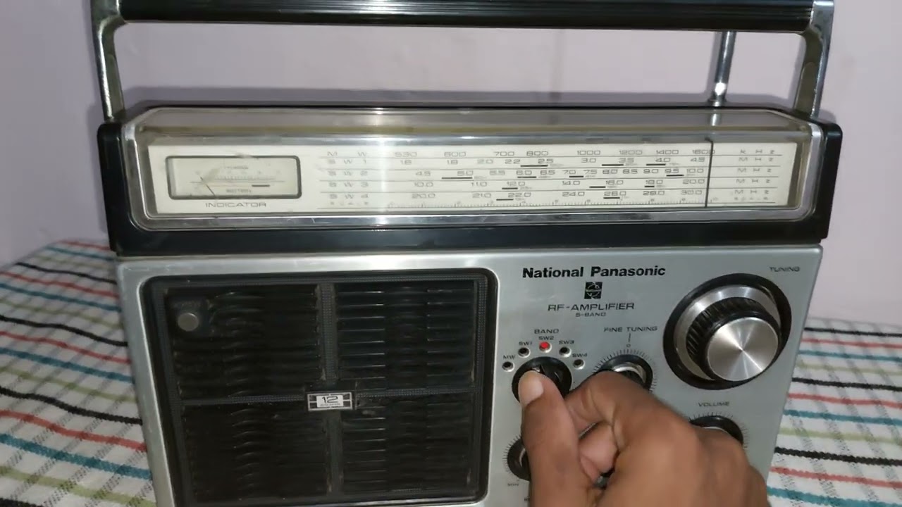 National#Panasonic# 5 band radio# model R 558 B made in Japan [9828622958] sold out ##
