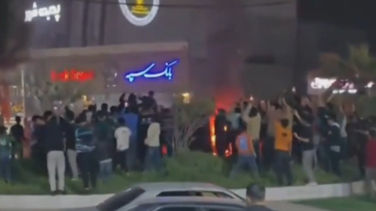 Iranian people are ‘building momentum’ to topple the regime