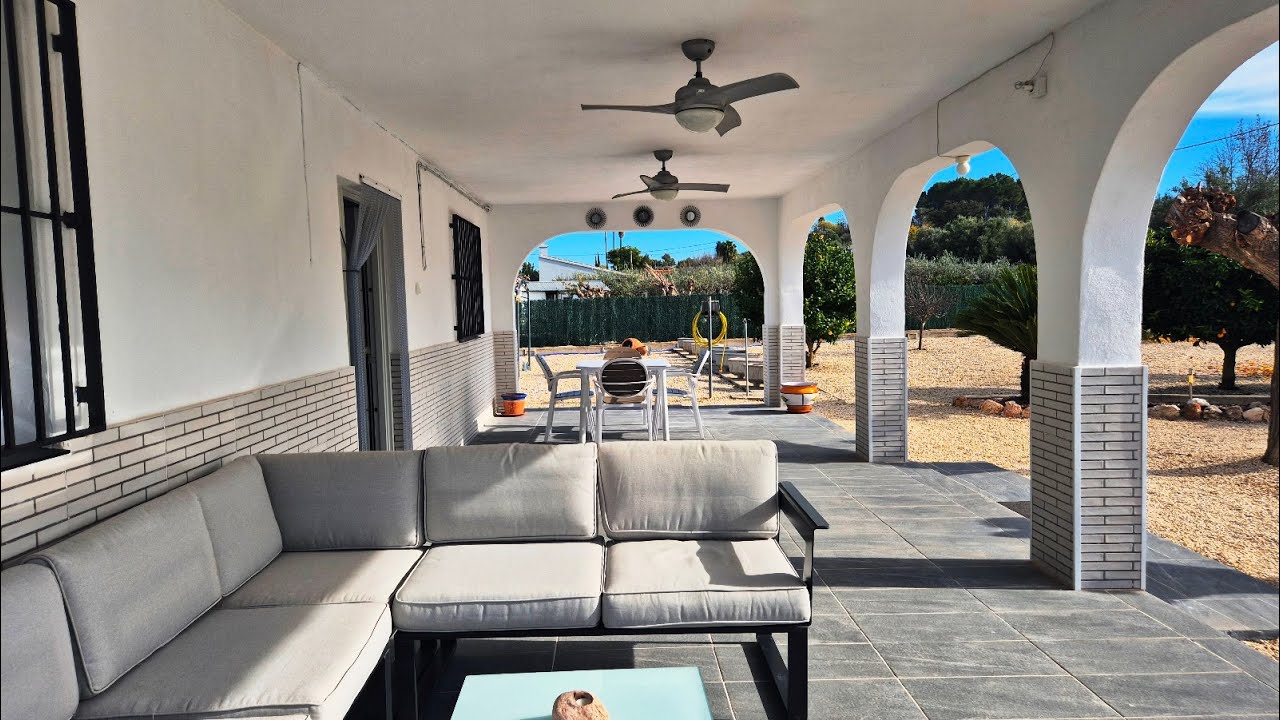Detached villa for sale in Albaida, Valencia (LOSDH3536) 210.000€