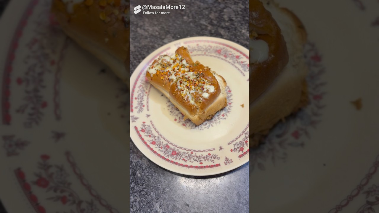 Cheese Garlic Bun || #cheesegarlicbread #cheeselovers #ytshorts