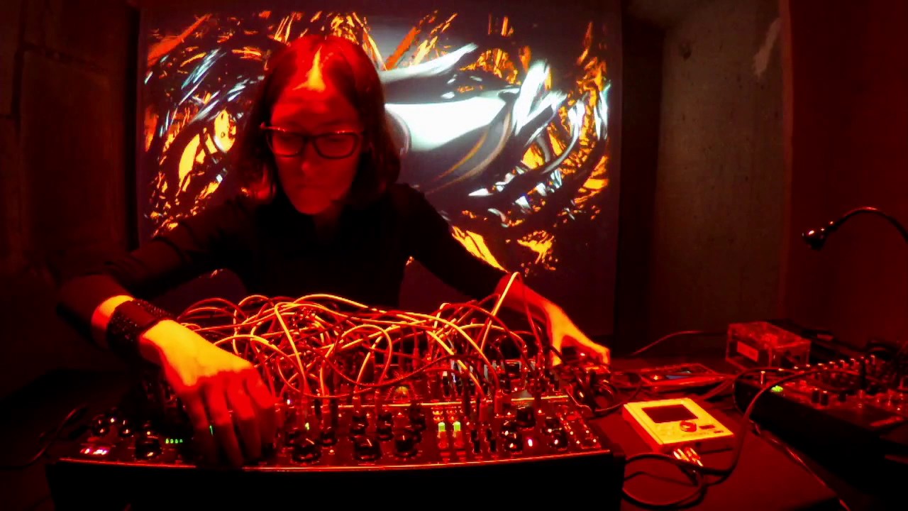 Marta SmiLga // Live @ Erica Synths Garage (take 2)