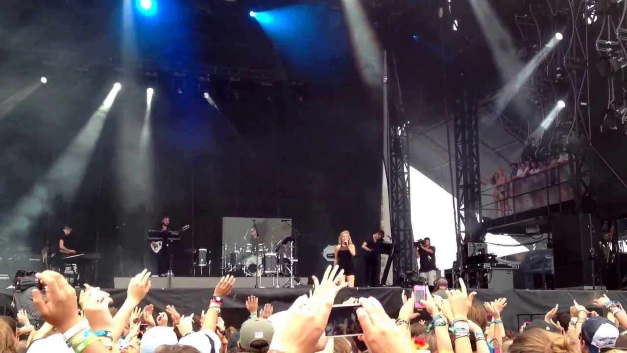 Ellie Goulding 