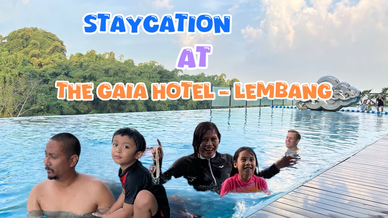 THE GAIA HOTEL LEMBANG  BANDUNG | Air Terjun di kolam renang