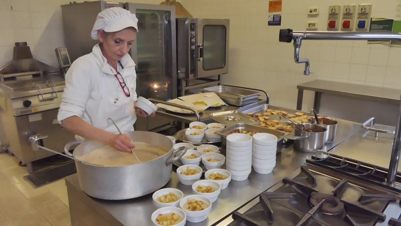 Cucine aperte a Quarrata: i genitori a mensa