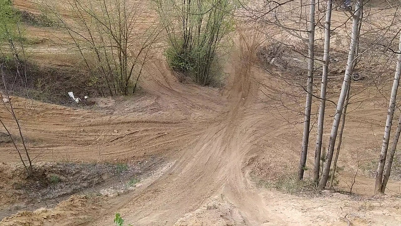Podjazdy pod góry żwirownia Kołbiel na pitbike MRF 140 RC Big cross enduro